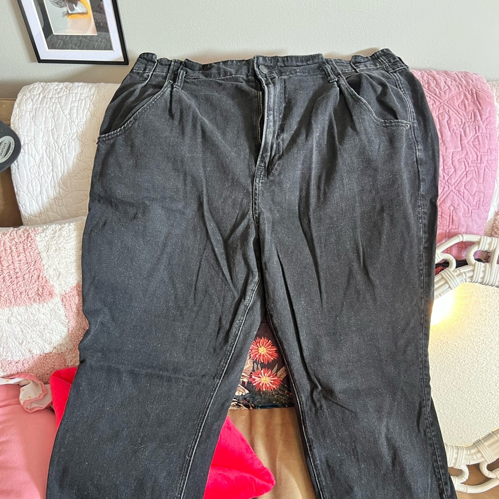 American Eagle High Rise Paper Bag mom jeans in charcoal black